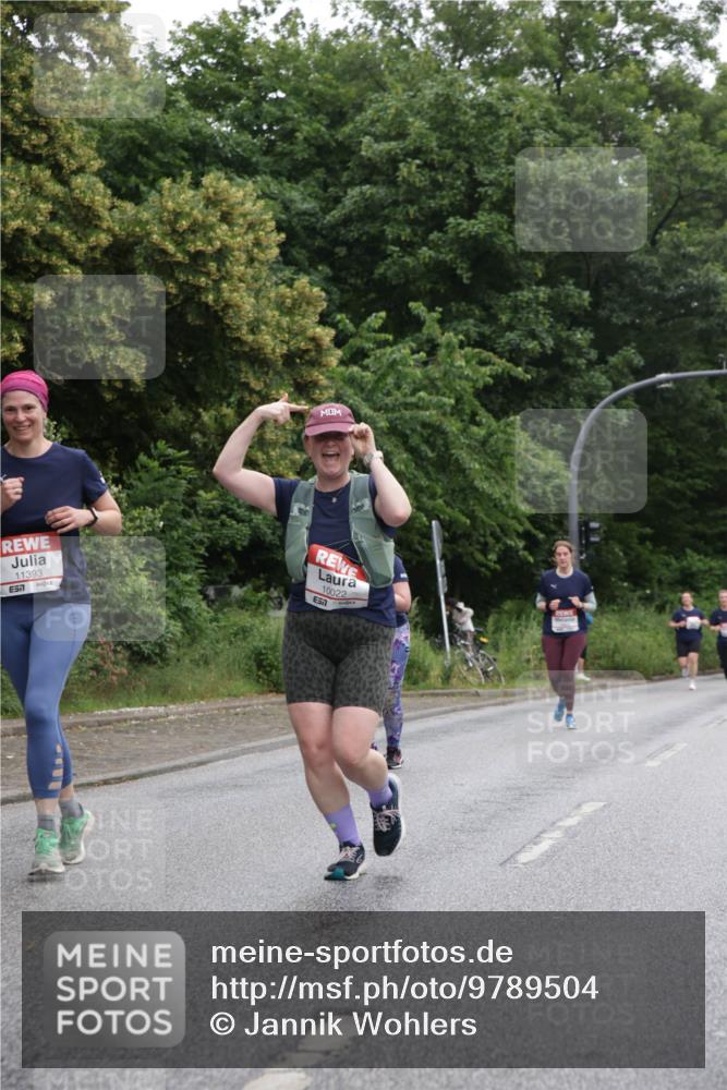 14.06.2026 - REWE Women's Run Jannik Wohlers http://msf.ph/oto/9789504 14.06.2026 10:02:43 Laufen 11393, 57, 10022 meine-sportfotos.de