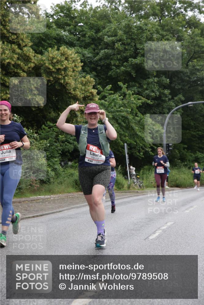 14.06.2026 - REWE Women's Run Jannik Wohlers http://msf.ph/oto/9789508 14.06.2026 10:02:43 Laufen 11393, 57, 10022 meine-sportfotos.de