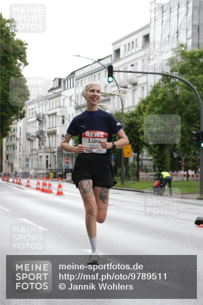 14.06.2026 - REWE Women's Run Jannik Wohlers http://msf.ph/oto/9789511 14.06.2026 09:42:43 Laufen 10020, 01 meine-sportfotos.de