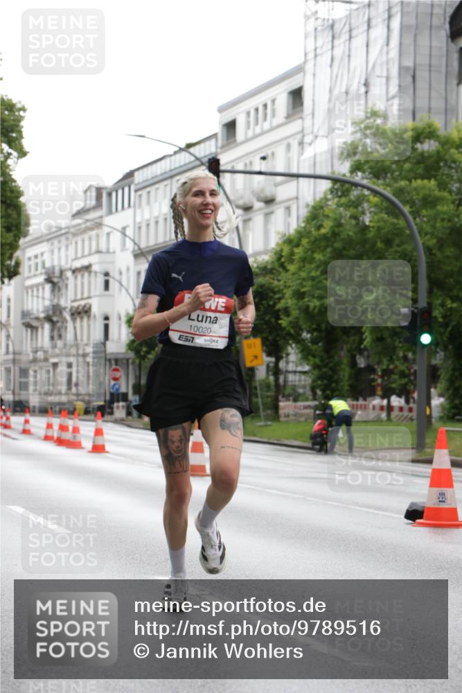 14.06.2026 - REWE Women's Run Jannik Wohlers http://msf.ph/oto/9789516 14.06.2026 09:42:44 Laufen 50, 10020 meine-sportfotos.de