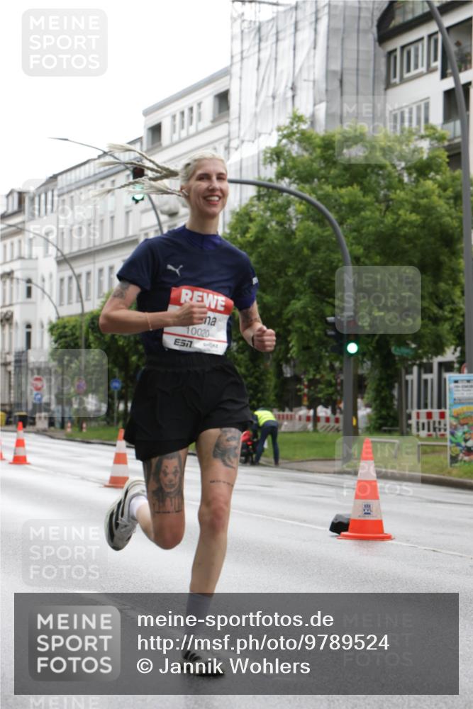 14.06.2026 - REWE Women's Run Jannik Wohlers http://msf.ph/oto/9789524 14.06.2026 09:42:44 Laufen 10020, 517 meine-sportfotos.de