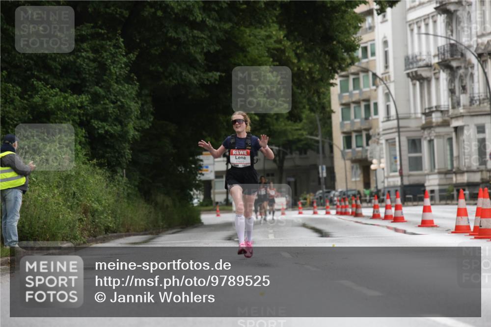 14.06.2026 - REWE Women's Run Jannik Wohlers http://msf.ph/oto/9789525 14.06.2026 09:42:58 Laufen 11023 meine-sportfotos.de