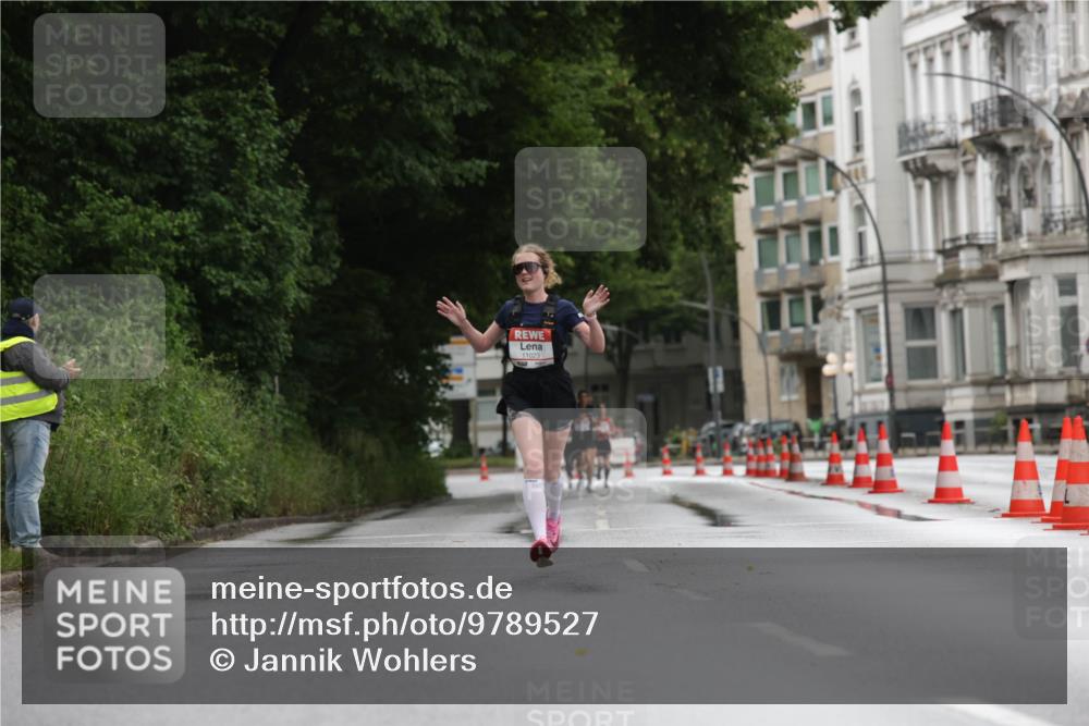 14.06.2026 - REWE Women's Run Jannik Wohlers http://msf.ph/oto/9789527 14.06.2026 09:42:58 Laufen 11023 meine-sportfotos.de