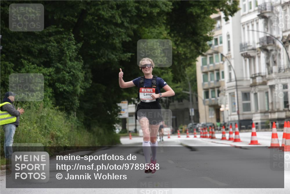 14.06.2026 - REWE Women's Run Jannik Wohlers http://msf.ph/oto/9789538 14.06.2026 09:43:00 Laufen 11023 meine-sportfotos.de