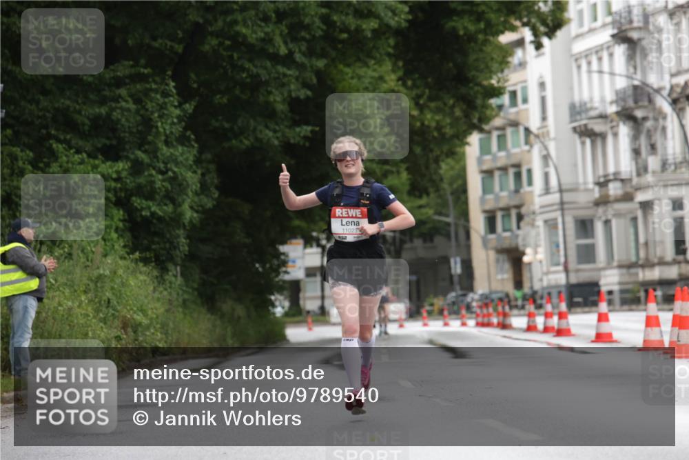 14.06.2026 - REWE Women's Run Jannik Wohlers http://msf.ph/oto/9789540 14.06.2026 09:43:00 Laufen 11023, 57 meine-sportfotos.de