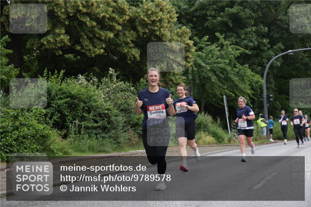 14.06.2026 - REWE Women's Run Jannik Wohlers http://msf.ph/oto/9789578 14.06.2026 10:02:51 Laufen 11073 meine-sportfotos.de