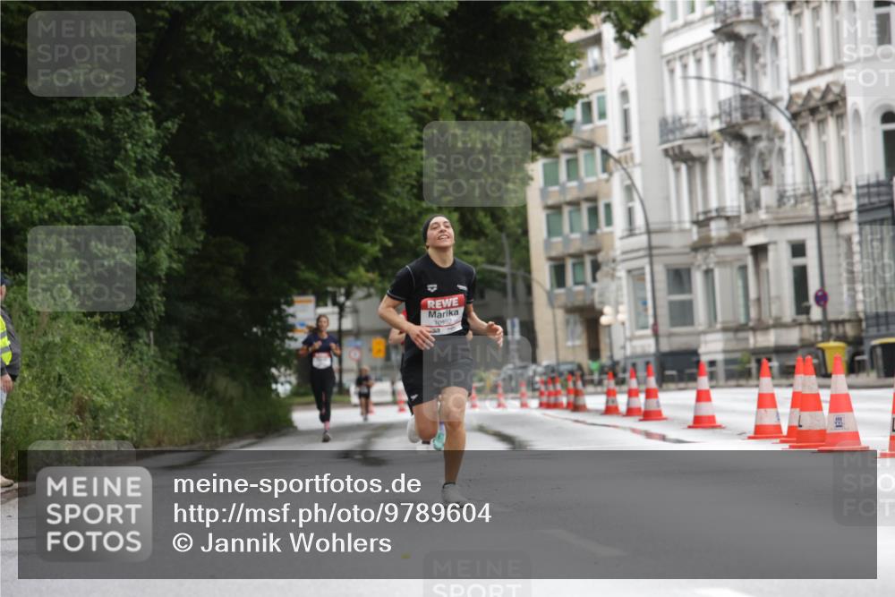 14.06.2026 - REWE Women's Run Jannik Wohlers http://msf.ph/oto/9789604 14.06.2026 09:43:16 Laufen 10892 meine-sportfotos.de