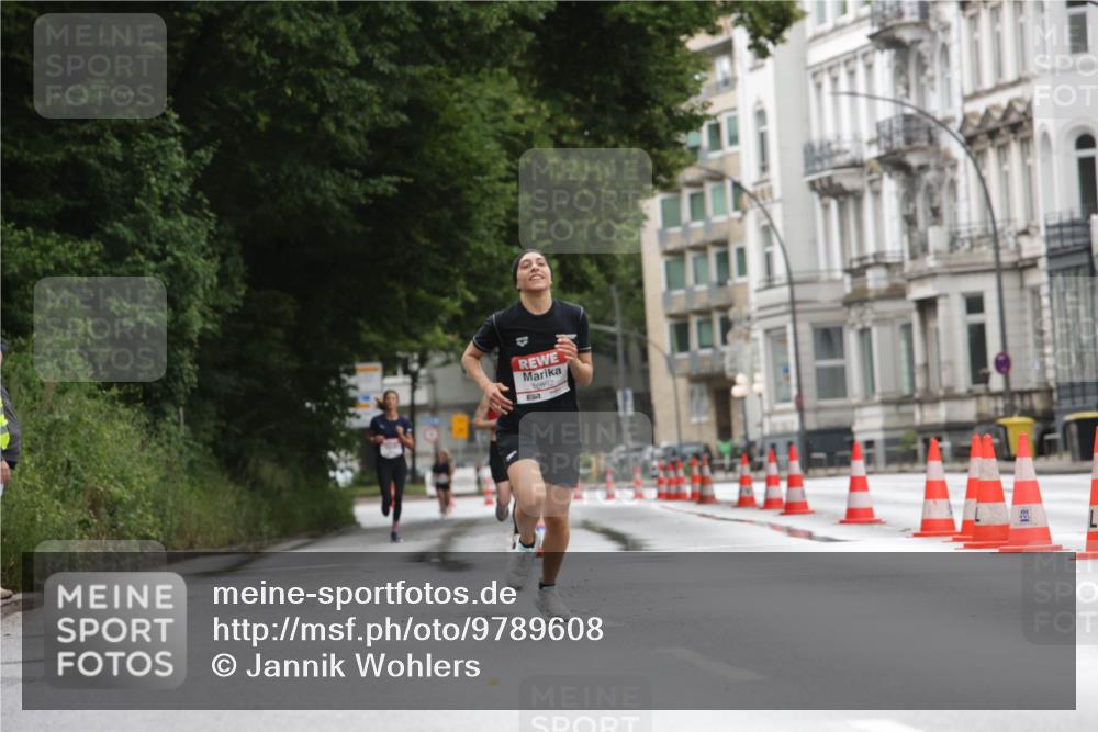 14.06.2026 - REWE Women's Run Jannik Wohlers http://msf.ph/oto/9789608 14.06.2026 09:43:16 Laufen 10892, 57 meine-sportfotos.de