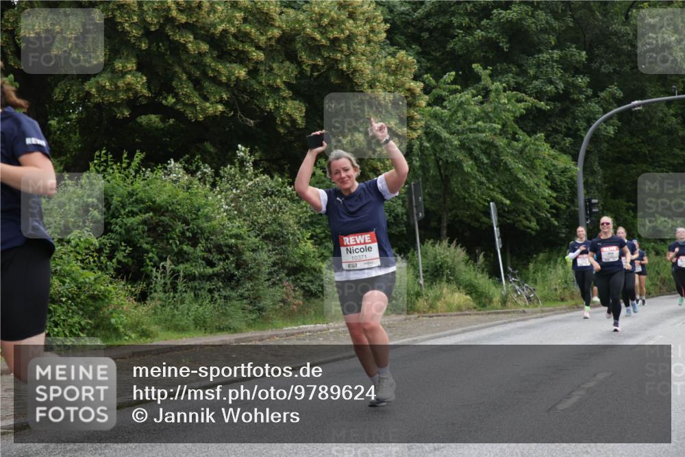 14.06.2026 - REWE Women's Run Jannik Wohlers http://msf.ph/oto/9789624 14.06.2026 10:02:53 Laufen 10371, 57 meine-sportfotos.de