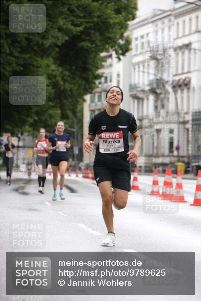 14.06.2026 - REWE Women's Run Jannik Wohlers http://msf.ph/oto/9789625 14.06.2026 09:43:19 Laufen 10892 meine-sportfotos.de