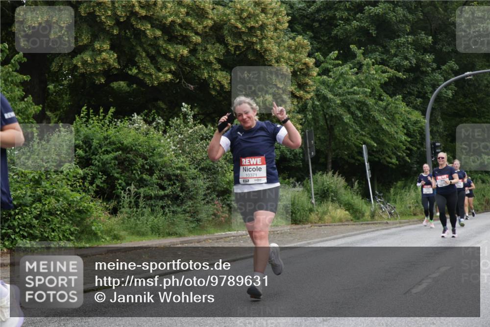 14.06.2026 - REWE Women's Run Jannik Wohlers http://msf.ph/oto/9789631 14.06.2026 10:02:53 Laufen 10371, 57 meine-sportfotos.de