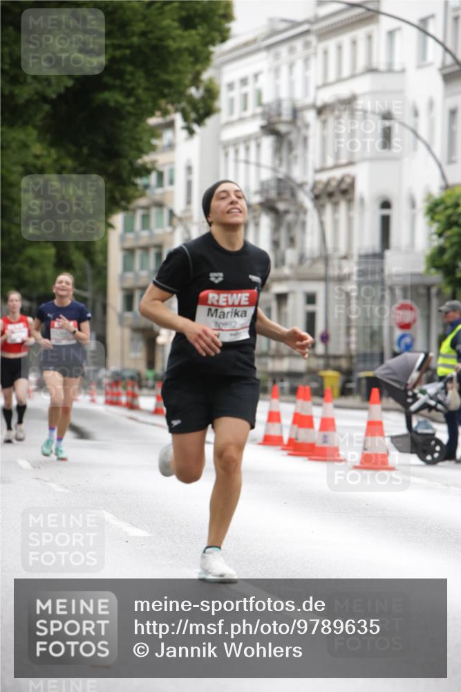 14.06.2026 - REWE Women's Run Jannik Wohlers http://msf.ph/oto/9789635 14.06.2026 09:43:19 Laufen 10892, 60 meine-sportfotos.de