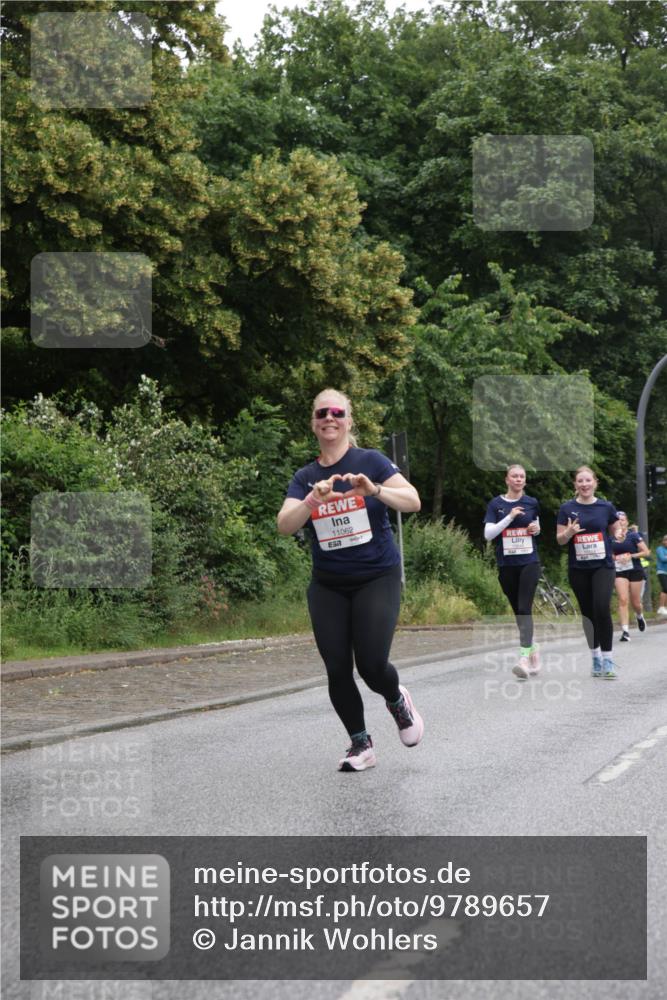 14.06.2026 - REWE Women's Run Jannik Wohlers http://msf.ph/oto/9789657 14.06.2026 10:02:57 Laufen 11062 meine-sportfotos.de