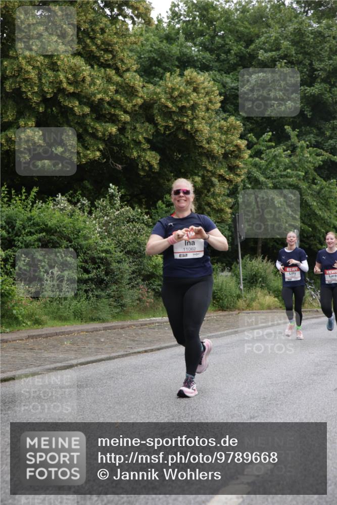 14.06.2026 - REWE Women's Run Jannik Wohlers http://msf.ph/oto/9789668 14.06.2026 10:02:57 Laufen 11062, 57 meine-sportfotos.de