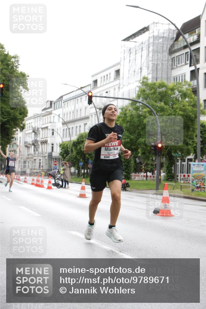 14.06.2026 - REWE Women's Run Jannik Wohlers http://msf.ph/oto/9789671 14.06.2026 09:43:21 Laufen 10892, 7 meine-sportfotos.de
