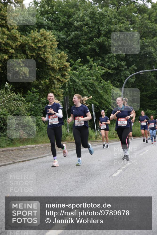 14.06.2026 - REWE Women's Run Jannik Wohlers http://msf.ph/oto/9789678 14.06.2026 10:02:59 Laufen 10846, 10114 meine-sportfotos.de