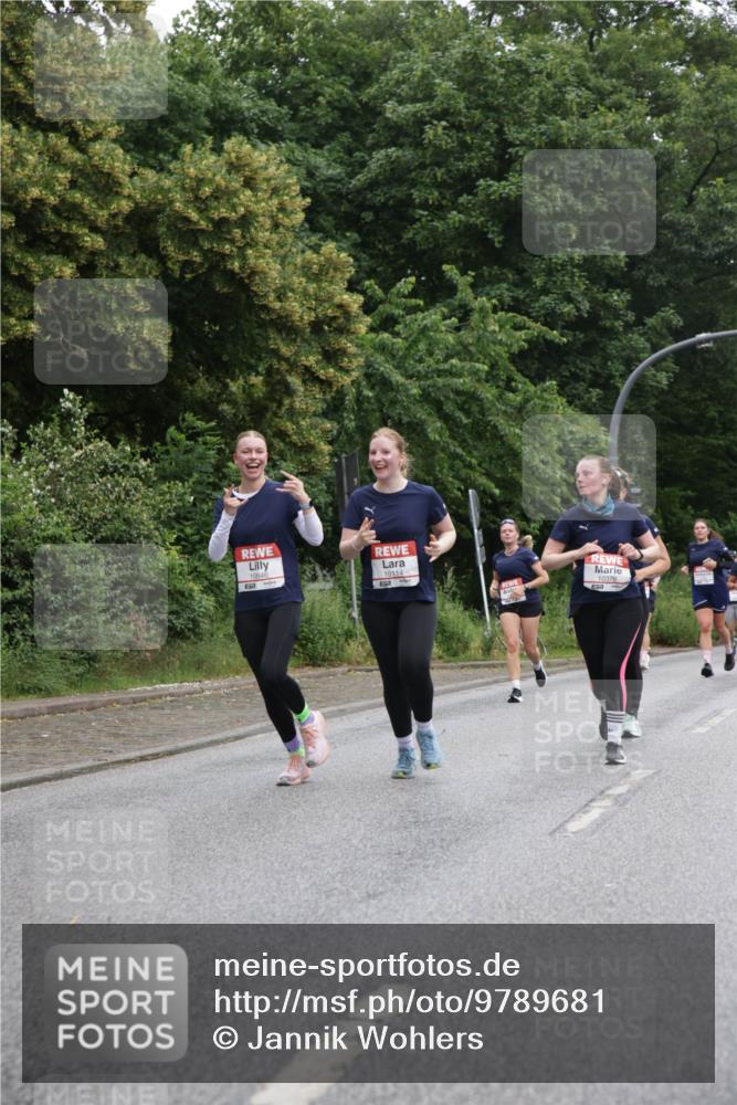 14.06.2026 - REWE Women's Run Jannik Wohlers http://msf.ph/oto/9789681 14.06.2026 10:02:59 Laufen 10846, 51, 10114, 10376 meine-sportfotos.de