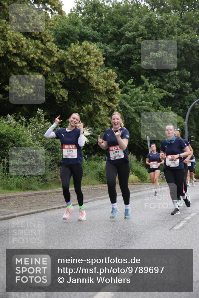 14.06.2026 - REWE Women's Run Jannik Wohlers http://msf.ph/oto/9789697 14.06.2026 10:02:59 Laufen 10846, 7, 10114, 10376 meine-sportfotos.de
