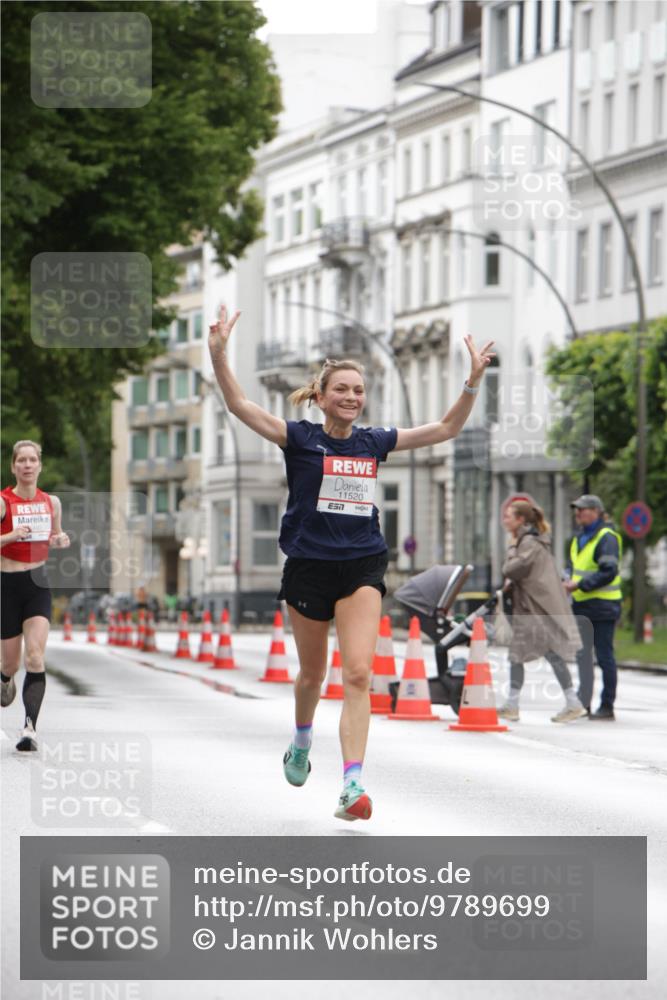 14.06.2026 - REWE Women's Run Jannik Wohlers http://msf.ph/oto/9789699 14.06.2026 09:43:23 Laufen 11520, 7 meine-sportfotos.de