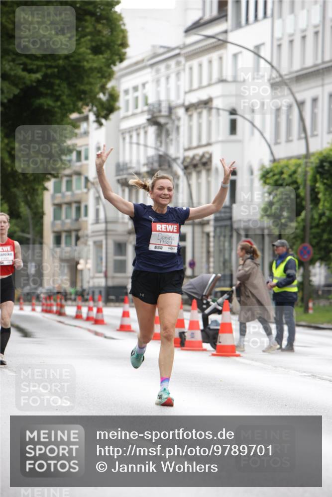 14.06.2026 - REWE Women's Run Jannik Wohlers http://msf.ph/oto/9789701 14.06.2026 09:43:23 Laufen 11492, 11520, 7 meine-sportfotos.de