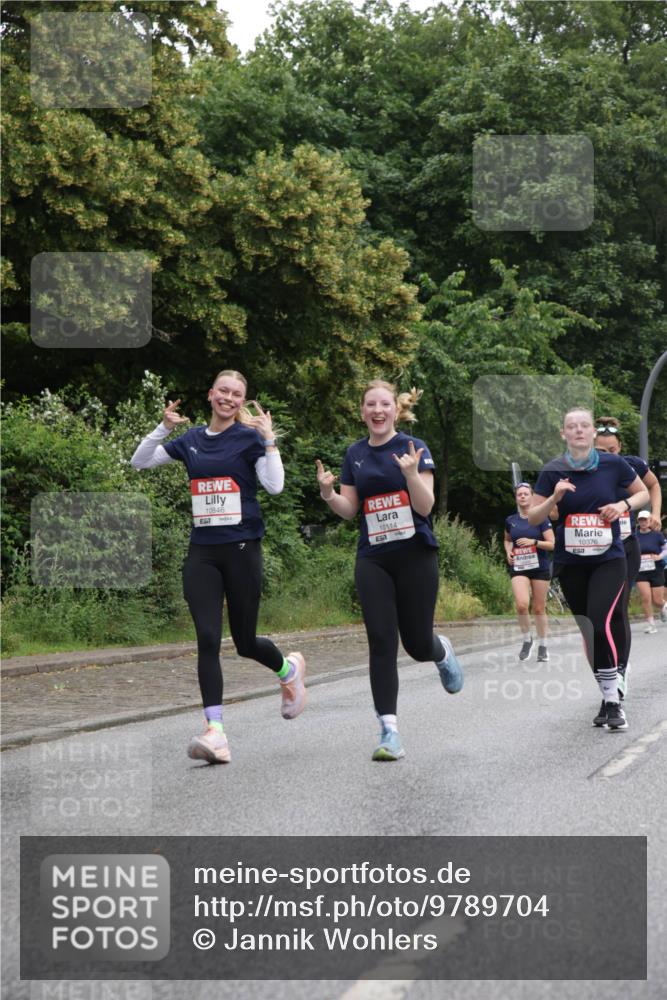 14.06.2026 - REWE Women's Run Jannik Wohlers http://msf.ph/oto/9789704 14.06.2026 10:03:00 Laufen 10846, 57, 10114, 10376 meine-sportfotos.de