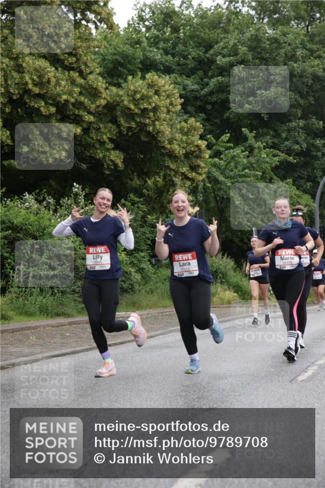 14.06.2026 - REWE Women's Run Jannik Wohlers http://msf.ph/oto/9789708 14.06.2026 10:03:00 Laufen 10846, 10114, 657, 10376 meine-sportfotos.de