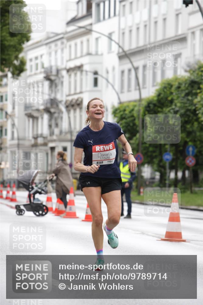 14.06.2026 - REWE Women's Run Jannik Wohlers http://msf.ph/oto/9789714 14.06.2026 09:43:24 Laufen 11520 meine-sportfotos.de