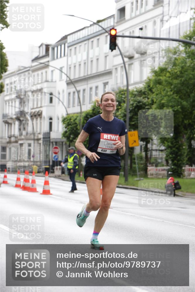 14.06.2026 - REWE Women's Run Jannik Wohlers http://msf.ph/oto/9789737 14.06.2026 09:43:25 Laufen 01, 11520, 7 meine-sportfotos.de