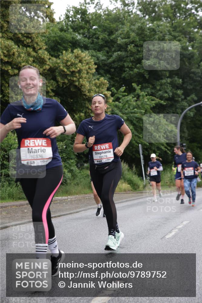 14.06.2026 - REWE Women's Run Jannik Wohlers http://msf.ph/oto/9789752 14.06.2026 10:03:02 Laufen 10376, 57, 10578, 657 meine-sportfotos.de