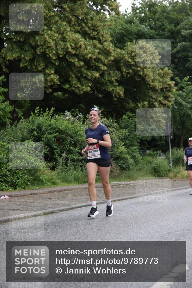 14.06.2026 - REWE Women's Run Jannik Wohlers http://msf.ph/oto/9789773 14.06.2026 10:03:03 Laufen 10963 meine-sportfotos.de