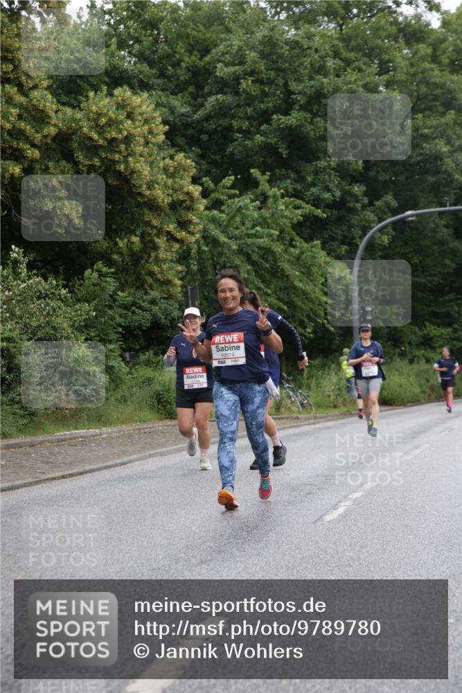 14.06.2026 - REWE Women's Run Jannik Wohlers http://msf.ph/oto/9789780 14.06.2026 10:03:04 Laufen 10574 meine-sportfotos.de