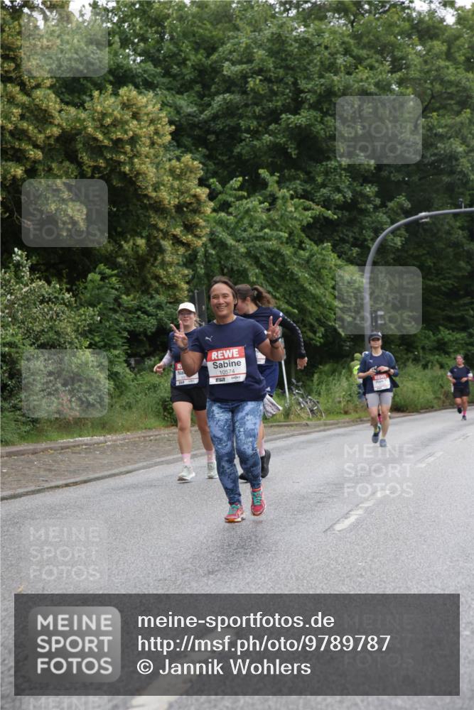 14.06.2026 - REWE Women's Run Jannik Wohlers http://msf.ph/oto/9789787 14.06.2026 10:03:05 Laufen 10574 meine-sportfotos.de