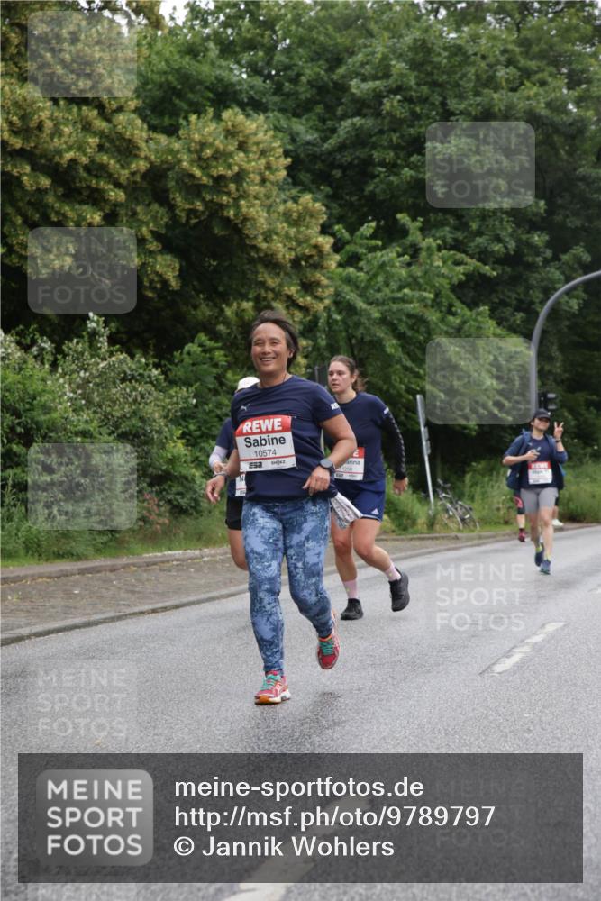 14.06.2026 - REWE Women's Run Jannik Wohlers http://msf.ph/oto/9789797 14.06.2026 10:03:05 Laufen 10574, 57 meine-sportfotos.de