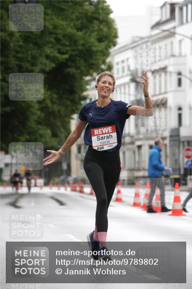 14.06.2026 - REWE Women's Run Jannik Wohlers http://msf.ph/oto/9789802 14.06.2026 09:43:30 Laufen 10430 meine-sportfotos.de