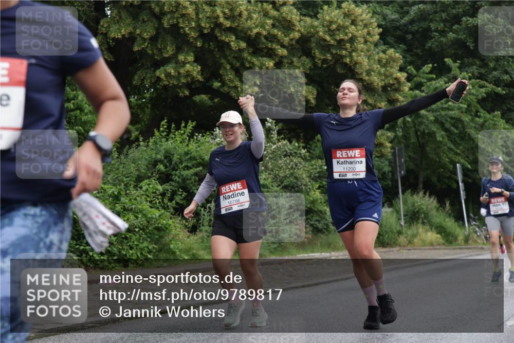 14.06.2026 - REWE Women's Run Jannik Wohlers http://msf.ph/oto/9789817 14.06.2026 10:03:07 Laufen 10766, 7, 11200, 7 meine-sportfotos.de