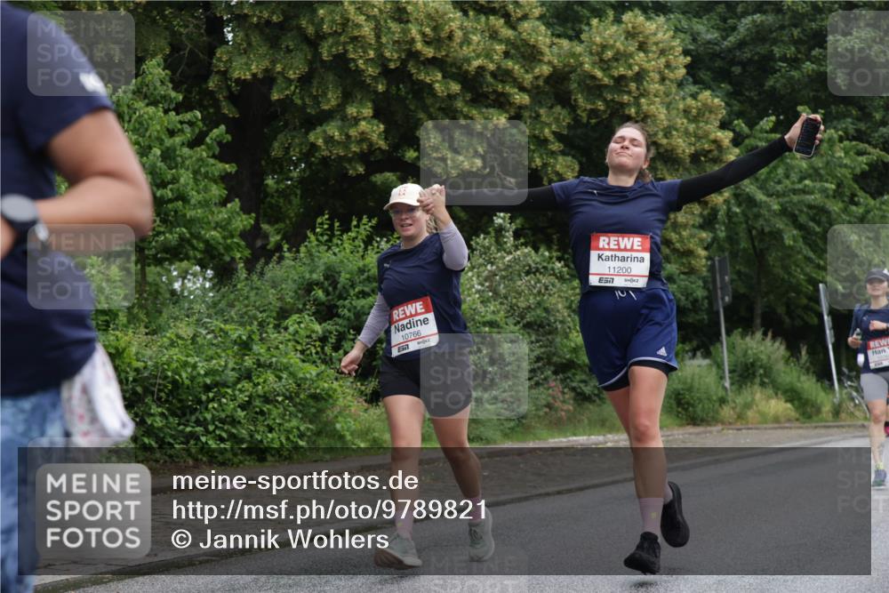 14.06.2026 - REWE Women's Run Jannik Wohlers http://msf.ph/oto/9789821 14.06.2026 10:03:07 Laufen 10766, 11200, 7 meine-sportfotos.de
