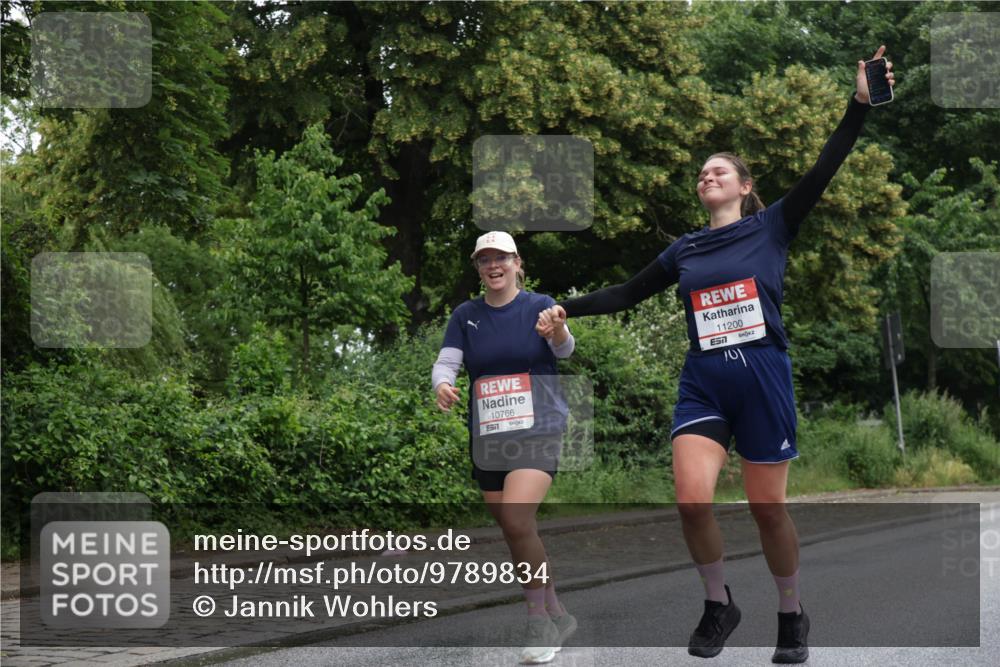 14.06.2026 - REWE Women's Run Jannik Wohlers http://msf.ph/oto/9789834 14.06.2026 10:03:07 Laufen 10766, 57, 11200, 7 meine-sportfotos.de