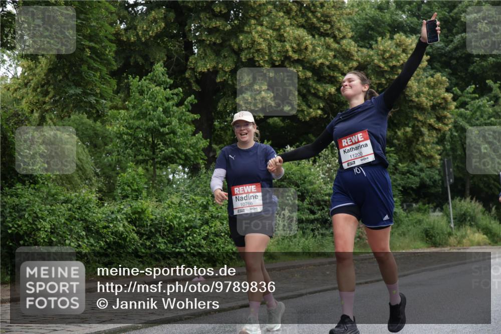 14.06.2026 - REWE Women's Run Jannik Wohlers http://msf.ph/oto/9789836 14.06.2026 10:03:07 Laufen 10766, 11200, 57, 101 meine-sportfotos.de