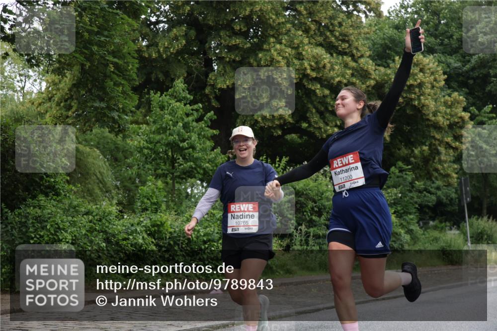 14.06.2026 - REWE Women's Run Jannik Wohlers http://msf.ph/oto/9789843 14.06.2026 10:03:07 Laufen 10766, 7, 11200, 57 meine-sportfotos.de