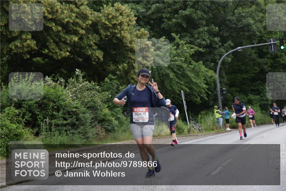14.06.2026 - REWE Women's Run Jannik Wohlers http://msf.ph/oto/9789866 14.06.2026 10:03:09 Laufen 10760 meine-sportfotos.de