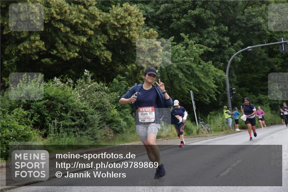 14.06.2026 - REWE Women's Run Jannik Wohlers http://msf.ph/oto/9789869 14.06.2026 10:03:09 Laufen 10760, 7 meine-sportfotos.de
