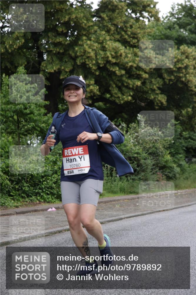 14.06.2026 - REWE Women's Run Jannik Wohlers http://msf.ph/oto/9789892 14.06.2026 10:03:11 Laufen 10760, 7 meine-sportfotos.de
