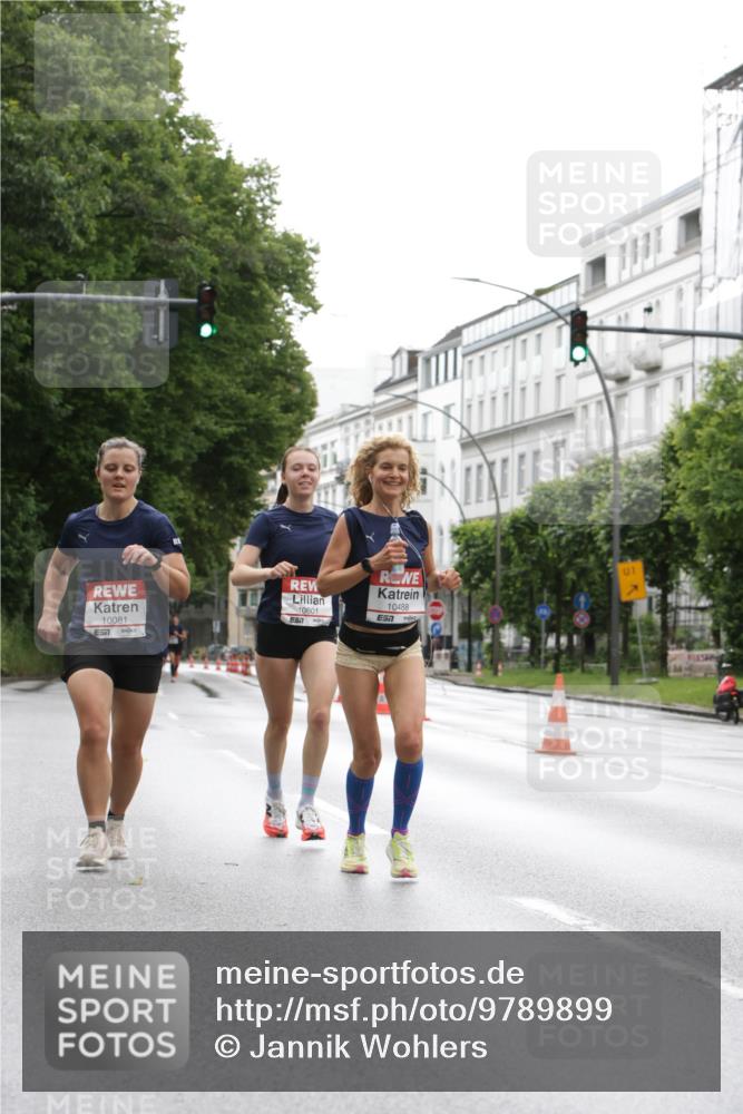 14.06.2026 - REWE Women's Run Jannik Wohlers http://msf.ph/oto/9789899 14.06.2026 09:43:54 Laufen 10081, 7, 10601, 10488, 57, 01 meine-sportfotos.de