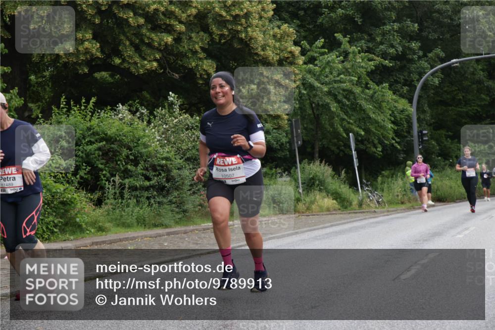 14.06.2026 - REWE Women's Run Jannik Wohlers http://msf.ph/oto/9789913 14.06.2026 10:03:14 Laufen 11489, 10507 meine-sportfotos.de