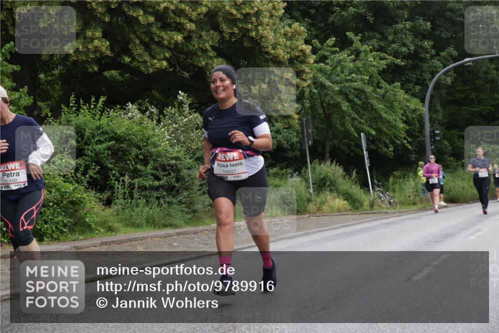 14.06.2026 - REWE Women's Run Jannik Wohlers http://msf.ph/oto/9789916 14.06.2026 10:03:14 Laufen 11489, 10507 meine-sportfotos.de