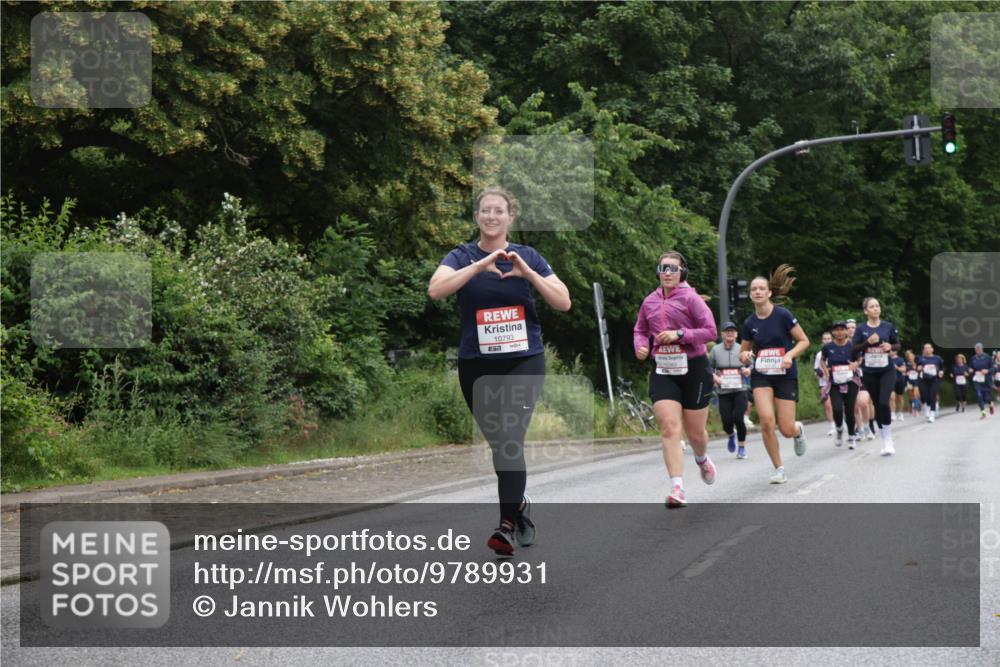 14.06.2026 - REWE Women's Run Jannik Wohlers http://msf.ph/oto/9789931 14.06.2026 10:03:20 Laufen 10793, 57 meine-sportfotos.de