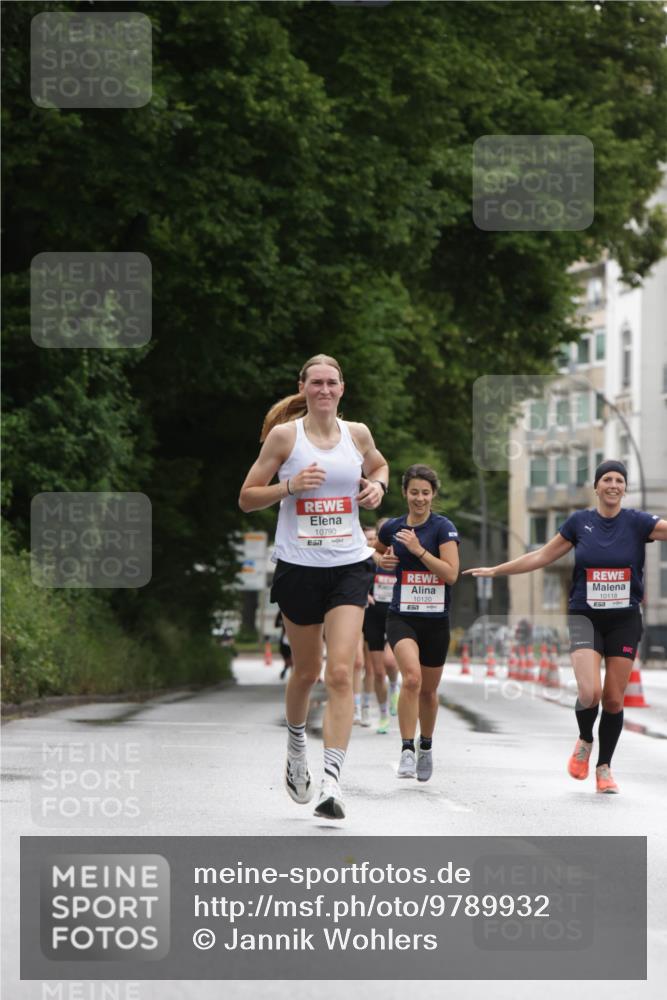 14.06.2026 - REWE Women's Run Jannik Wohlers http://msf.ph/oto/9789932 14.06.2026 09:44:04 Laufen 10790, 57, 10120, 10118 meine-sportfotos.de