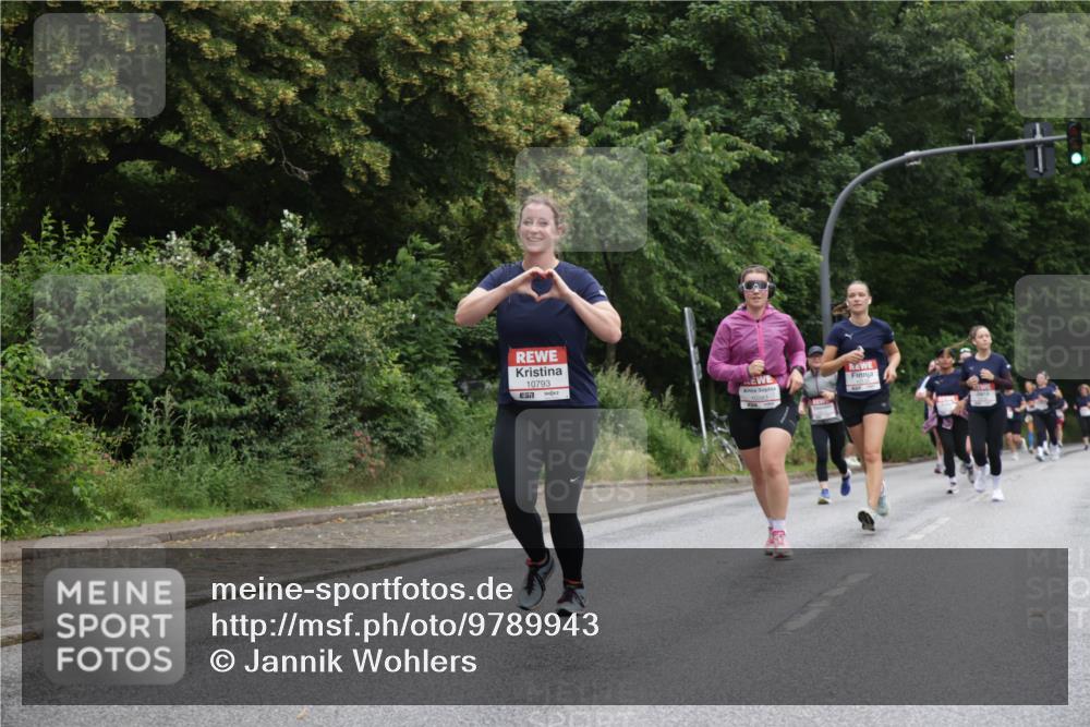 14.06.2026 - REWE Women's Run Jannik Wohlers http://msf.ph/oto/9789943 14.06.2026 10:03:20 Laufen 10793 meine-sportfotos.de