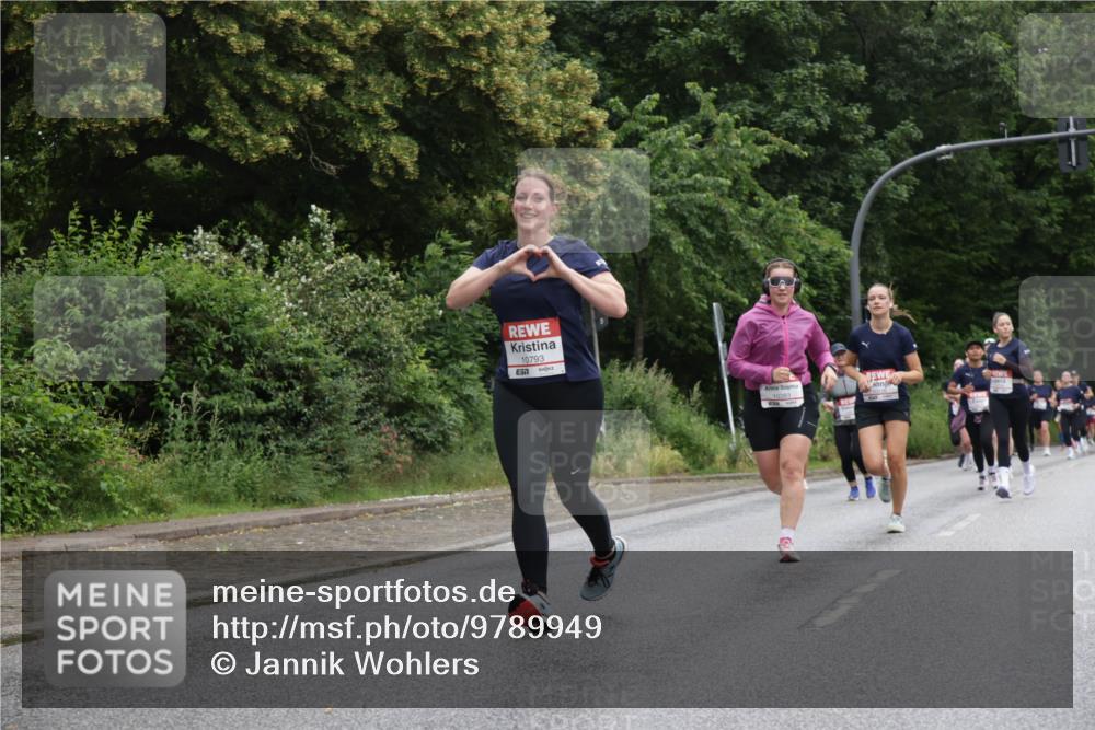 14.06.2026 - REWE Women's Run Jannik Wohlers http://msf.ph/oto/9789949 14.06.2026 10:03:20 Laufen 10793 meine-sportfotos.de