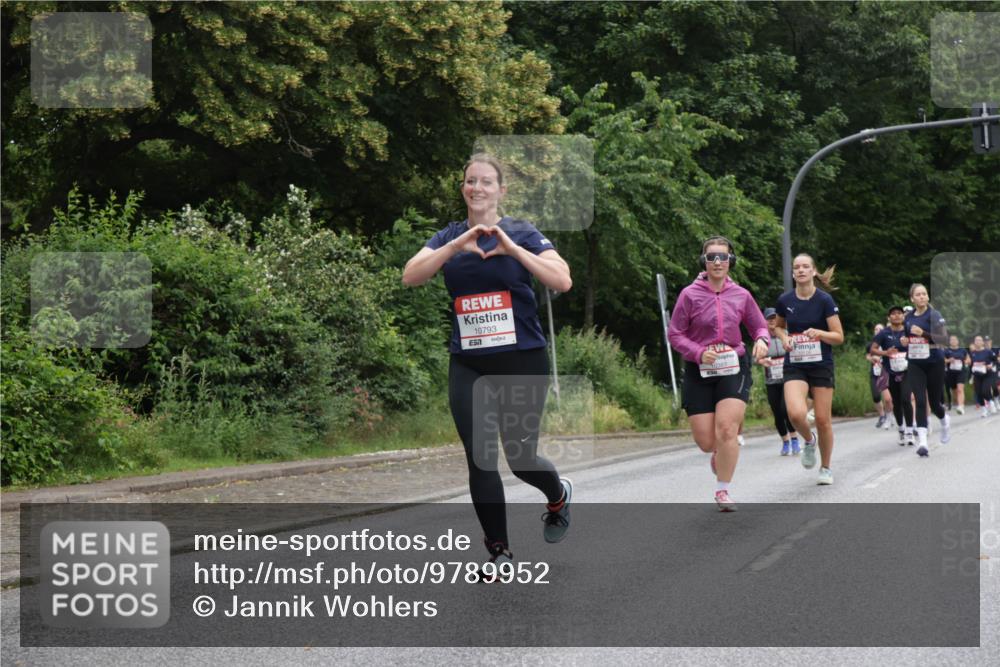 14.06.2026 - REWE Women's Run Jannik Wohlers http://msf.ph/oto/9789952 14.06.2026 10:03:20 Laufen 10793, 57 meine-sportfotos.de